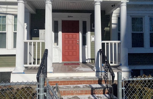 Wellington Hill Apartment | Spacious 4-bedroom apartment with AC, WiFi in phenomenal Boston