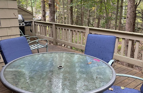 Torrington Condo | Spacious 4-bedroom condo with AC and WiFi in Litchfield County