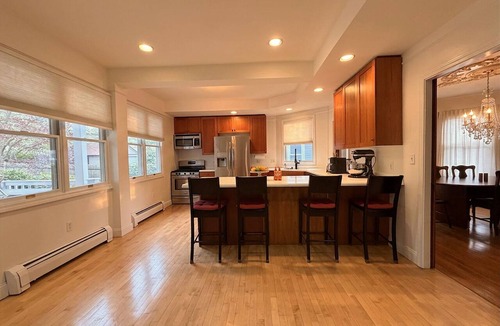 West Medford House | Spacious 4-bedroom house in charming Medford with AC