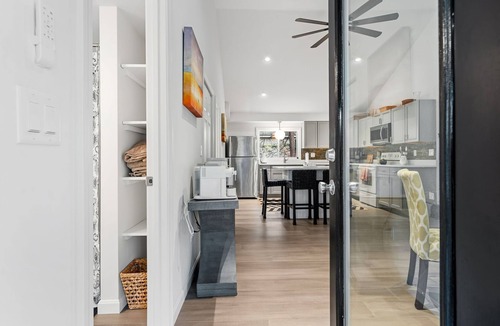 York Beach House | Spacious 4-bedroom house walking distance to York beaches. 2 baths