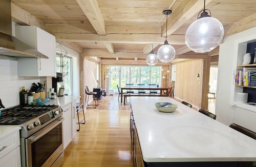 Wellfleet House | Spacious 4BD-A/C, Screen Porch & Deck, Quiet Setting, Walk to Duck Pond