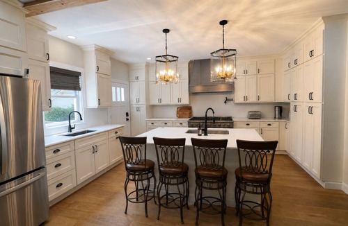 Weequahic House | Spacious 4BR Retreat Near NYC w/Office, WiFI, Park, and easy Transit