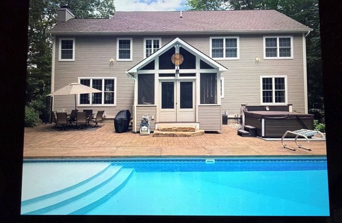 Saratoga Springs House | Spacious 5-bedroom house in serene Saratoga Springs with AC, pool and hot tub.
