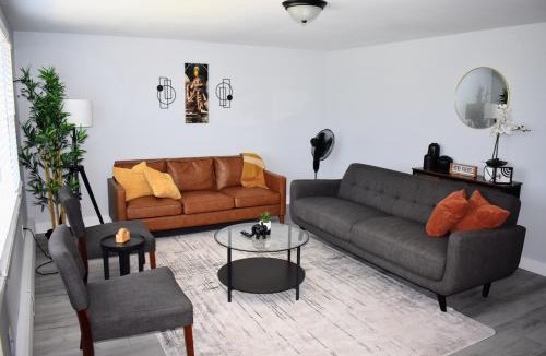 New Britain Apartment | Spacious 5-Bedroom Family Home