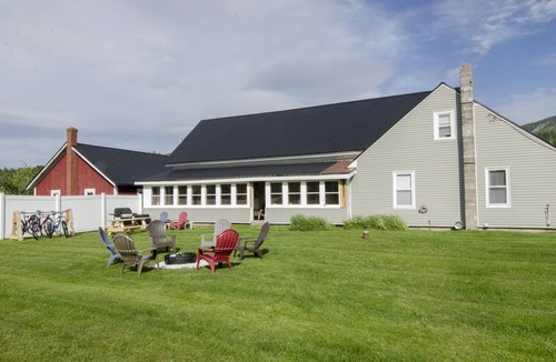 East Burke House | Spacious 5-bedroom home - close to town and trails