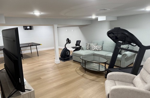 Bergenfield House | Spacious 5-bedroom house with AC for World Cup Stay
