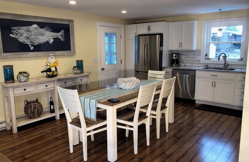 Charlestown House | Spacious 5-bedroom house in wonderful Charlestown with AC & beach pass