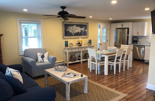 Charlestown House | Spacious 5-bedroom house in wonderful Charlestown with AC & beach pass