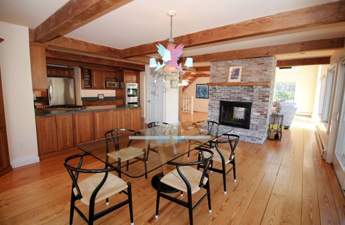 North Truro House | Spacious & Bright 3BD-Large Deck, A/C, Close to Coast Guard Beach & Highland Light