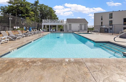 Weirs Beach House | Spacious Cedar Lodge Condo with Private Balcony