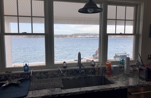 Wells Beach House | Spacious comfortable newly renovated 1st floor unit