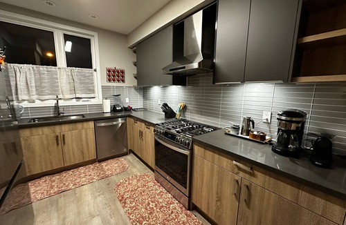 Lawrence Heights House | Spacious, cozy home near subway & airport