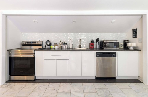 Easton Condo | Spacious Easton 2BR Townhouse with Big Yard