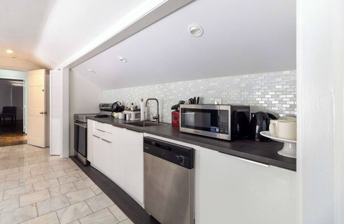Easton Condo | Spacious Easton 2BR Townhouse with Big Yard