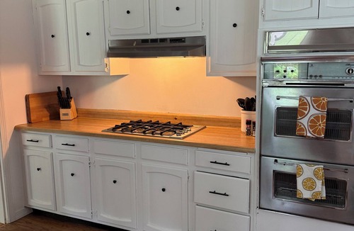 Croydon House | Spacious Family Getaway Near Sunapee & Dartmouth