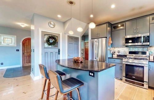 Cape Neddick House | Spacious home with sunroom, yard, & fireplace - close to town & sites