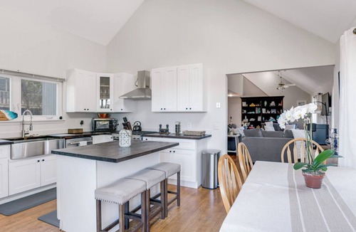 Montauk House | Spacious Montauk Home Minutes to Ditch Plains Beach and Montauk Point.