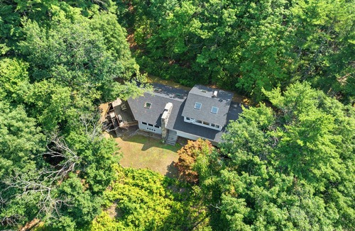 North Conway House | Spacious North Conway Retreat, Sleeps 15, 4 Baths, Near Village and Cranmore