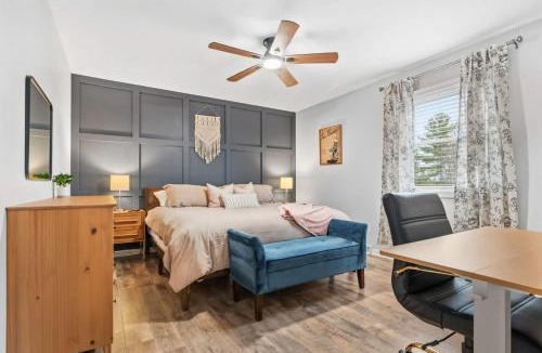 Northfield House | Spacious Northfield 4BR Escape near Cuyahoga Valley
