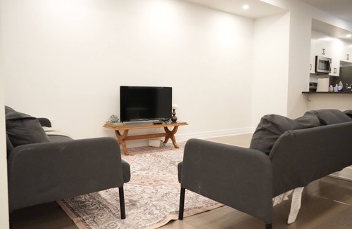 Oakville House | Spacious Oakville Getaway | Perfect for Families