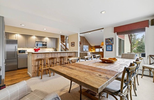 Stratton Mountain Villa | Spacious Piper Ridge Townhome Near Stratton