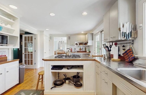 Manchester House | Spacious village house, dog-friendly, patio, fireplace, a/c, air hockey, w/d
