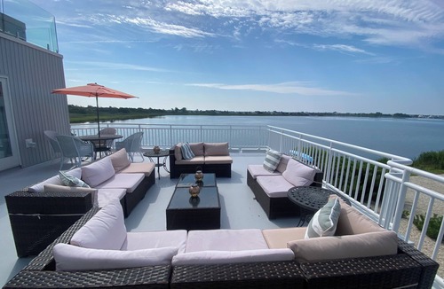 High Bar Harbor House | Spectacular 5-bedroom house with direct water access, beautiful sundeck and AC