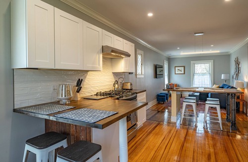 Rochester Apartment | Spectacular home in prime location close to venues, hospitals, and universities.