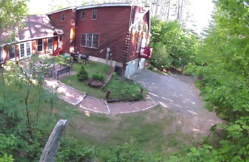 Campton Cabin | Spectacular log home with basketball court, private pool and hot tub