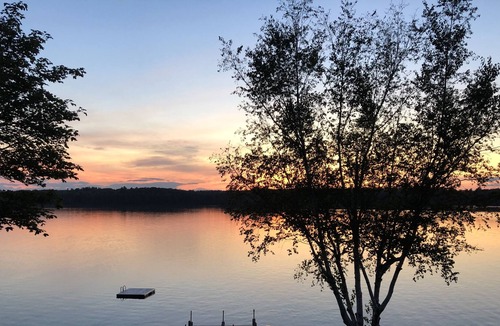 Manchester House | Spectacular Maine Cobbossee Lakefront with Hot Tub and Dog Friendly