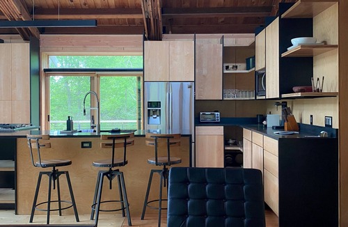 Chilmark House | Spectacular Newly Renovated Home in Menemsha