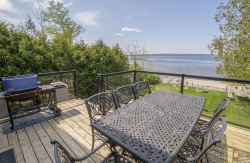 Port McNicoll House | Spectacular Waterfront three Bedroom Home!