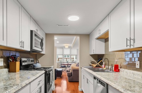 Saratoga Springs House | Springs Townhome with Community Pool!