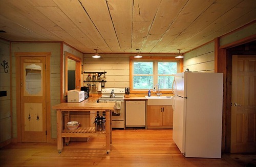 Salisbury Center Cabin | Spruce Lake Cabin The perfect, peaceful get away right on the lake!
