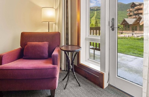 Stowe Area Condo | Spruce Peak Lodge | One Bedroom | Alpine Getaway