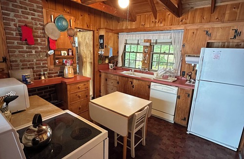 Moultonborough Cottage | Squam Lake charming, authentic cottage with dock & tennis court