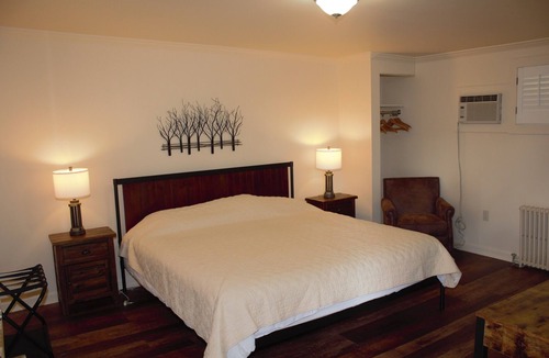 Manchester Center Hotel | Stanford House