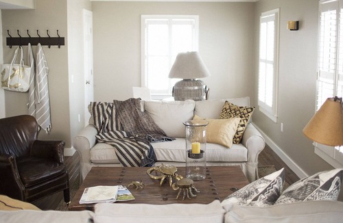 Watch Hill Historic District Apartment | Stay In The Center Of Everything, Beach, Shopping & Dining Steps From Your Door.