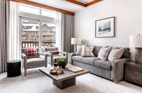 Stowe Area Condo | Steps Away - Lux 3 BR in Lodge at Spruce Peak