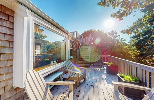 North Truro House | Steps to Beach! Group Getaway w/Cape Cod Views