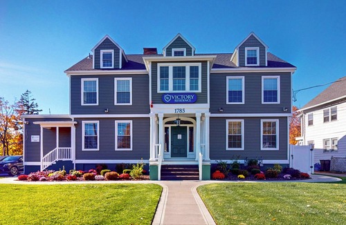Holyoke Apartment | Steps to Holyoke Medical Center! Remote-work Hub