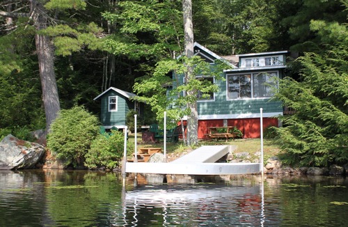 Barnstead Cabin | Stone Turtle Cabin on Huntress Pond