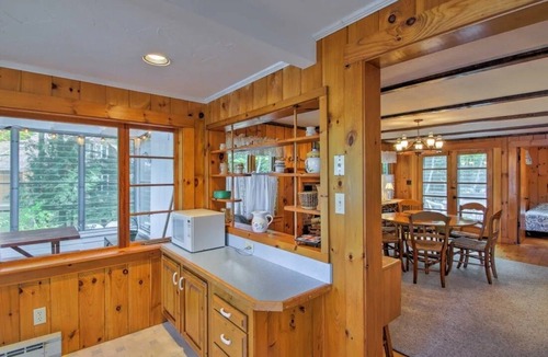 Meredith Cottage | Stonedam Cottage on the shores of Lake Winni