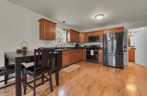 Lackawaxen House | Stonewood Retreat AC, Firepit, Pool Tble, Masthope