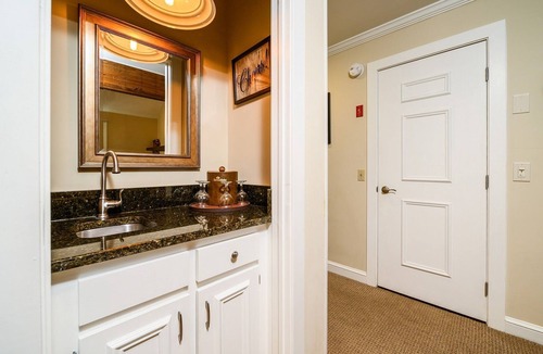 Stowe Area House | Stoweflake 3BR Townhouse with Resort Amenities