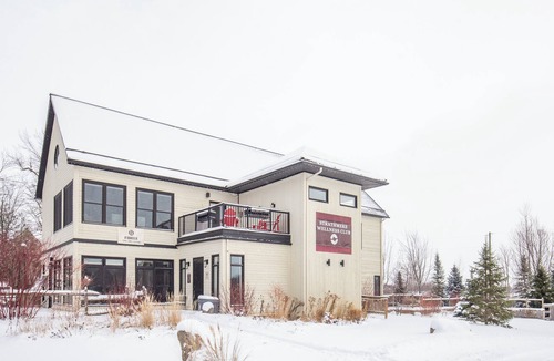 Ottawa Division Hotel | Strathmere Country Retreat