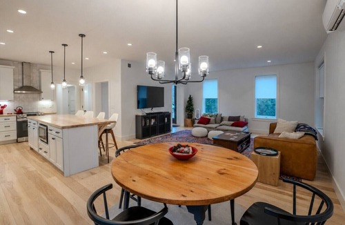 Stratton Mountain House | Stratton; 4 min. Luxury-Hot Tub-Shuttle-EV-Kings