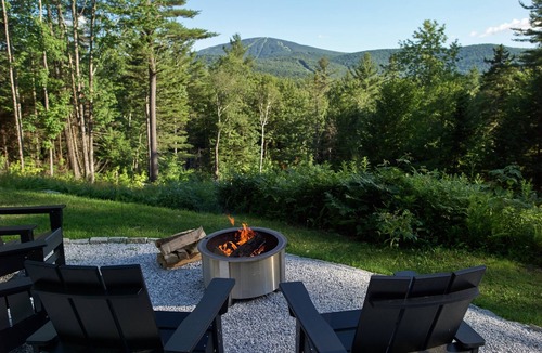 Winhall Ski Chalet | Stratton Chalet | Barrel Sauna, Hot Tub & Views