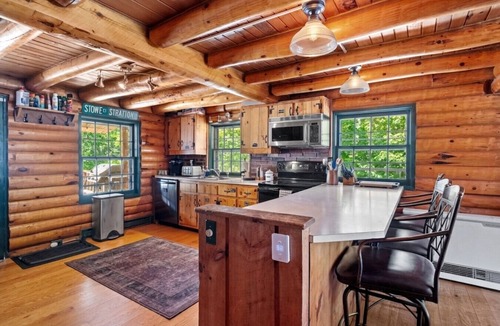 Stratton Cabin | Stratton Log Cabin: Pond + Hot Tub + Privacy!