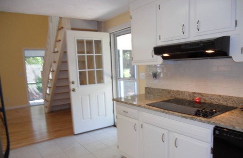 Narragansett Pier House | Student rental is all that is left!
